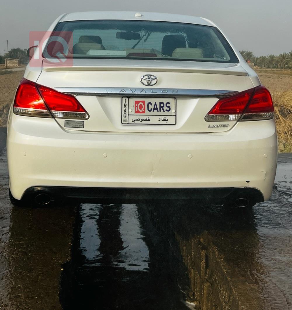 تويوتا أفالون